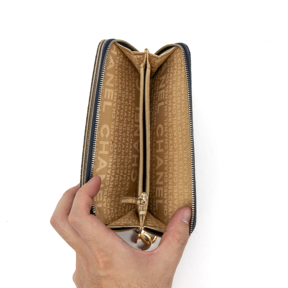 Chanel CC Zip Around Wallet - Picture 5 of 7